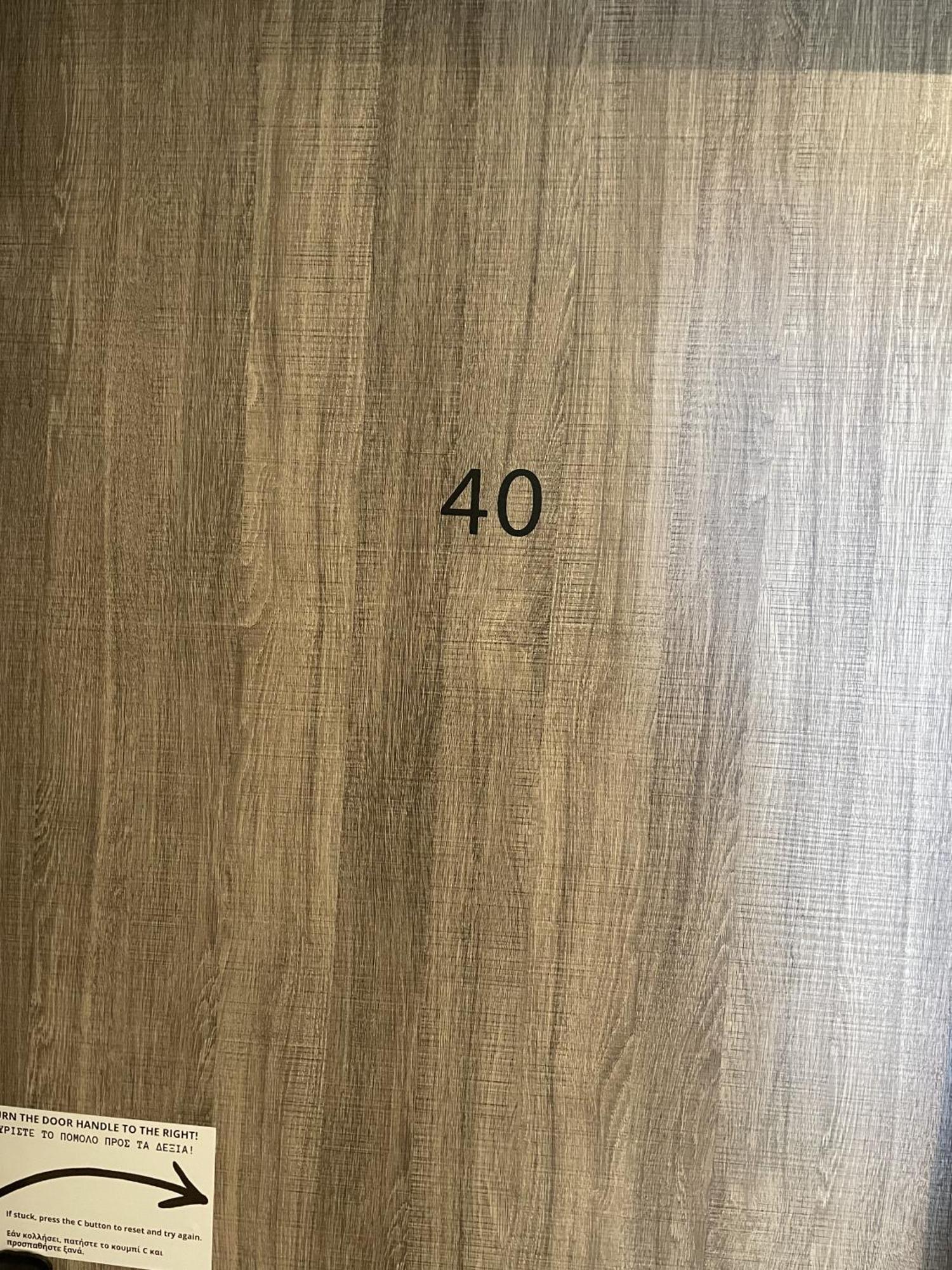 Liberal Mini Rooms & Suites Atene Esterno foto