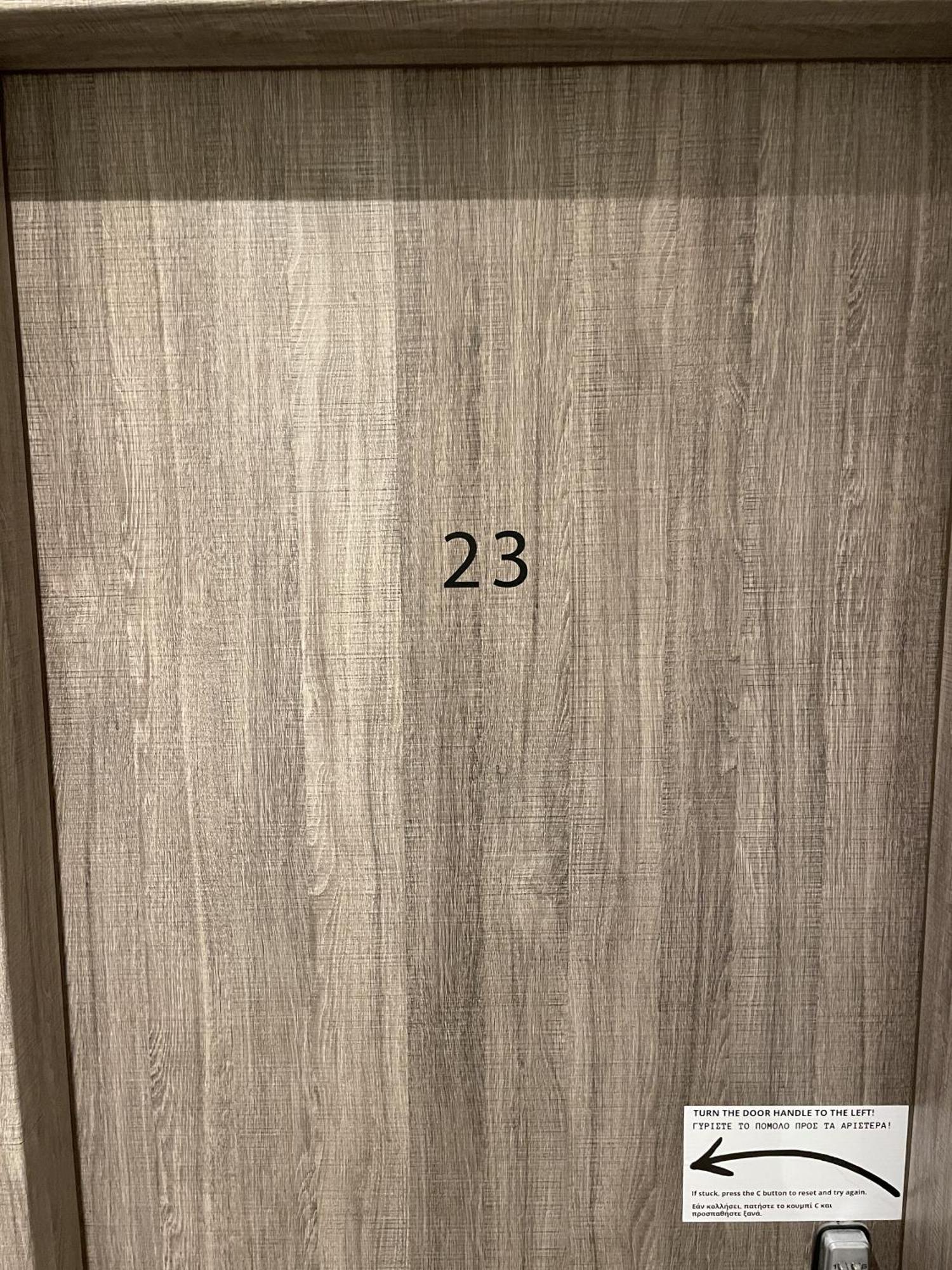 Liberal Mini Rooms & Suites Atene Esterno foto