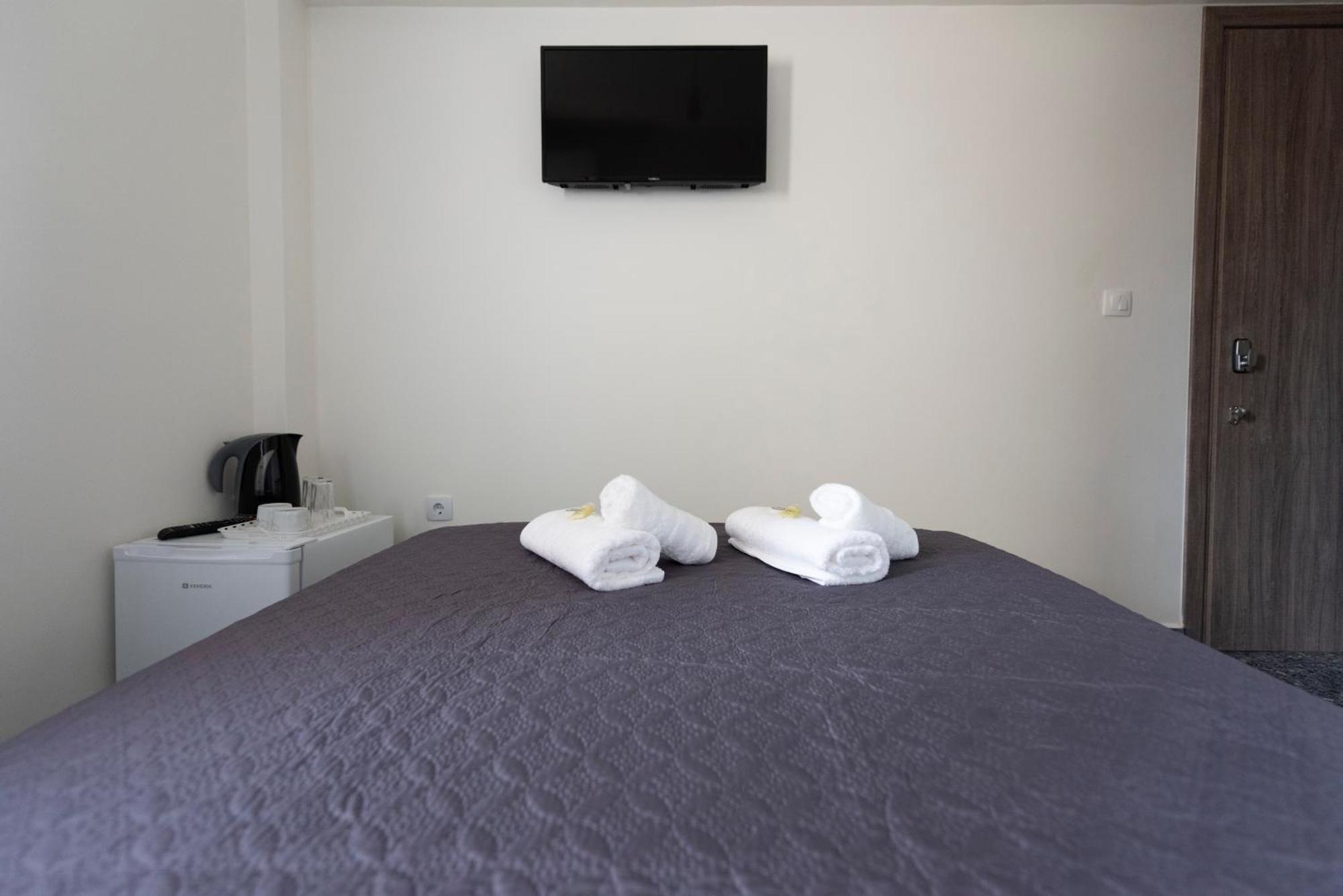 Liberal Mini Rooms & Suites Atene Esterno foto